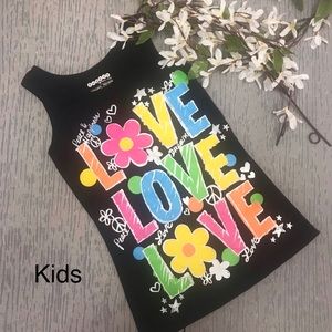 🎪 Beeposh Love Tank Top